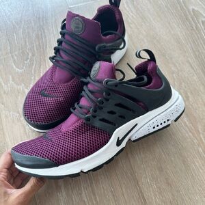 Nike Prestos